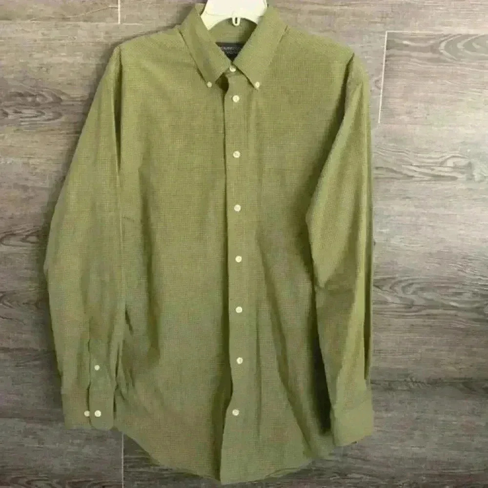 Roundtree &‎ Yorke shirt EUC